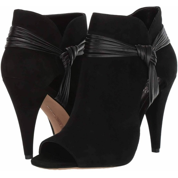 Vince Camuto Shoes - NEW Vince Camuto Annavay Suede Leather Bootie Size 9.5